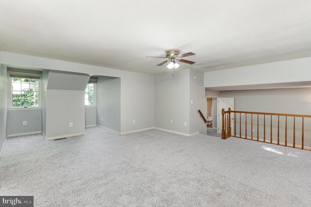 14591 ESTATE DR, Woodbridge, VA 22193
