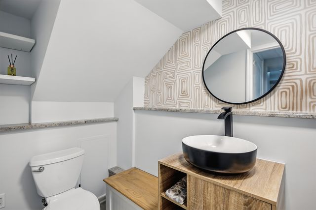 2112 N Sawyer Avenue I, Chicago, IL 60647