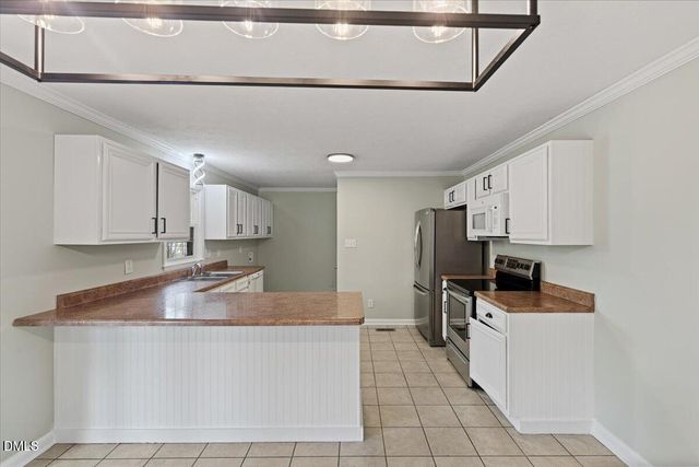 7302 Avalon Drive, Fayetteville, NC 28303