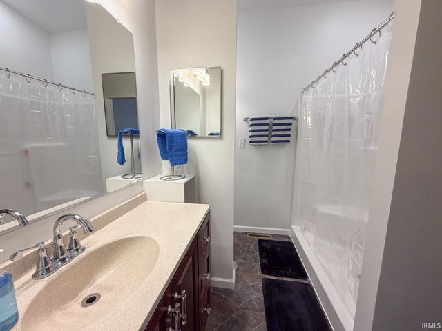 25831 Northland Crossing Drive, Elkhart, IN 46514