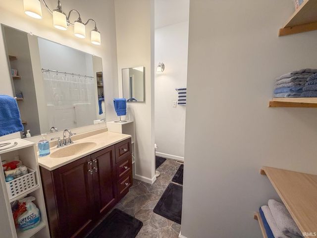 25831 Northland Crossing Drive, Elkhart, IN 46514