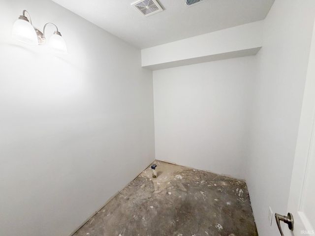 25831 Northland Crossing Drive, Elkhart, IN 46514