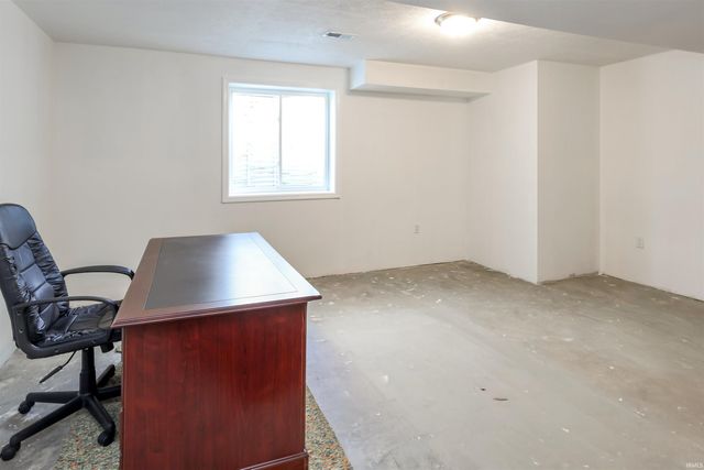 25831 Northland Crossing Drive, Elkhart, IN 46514