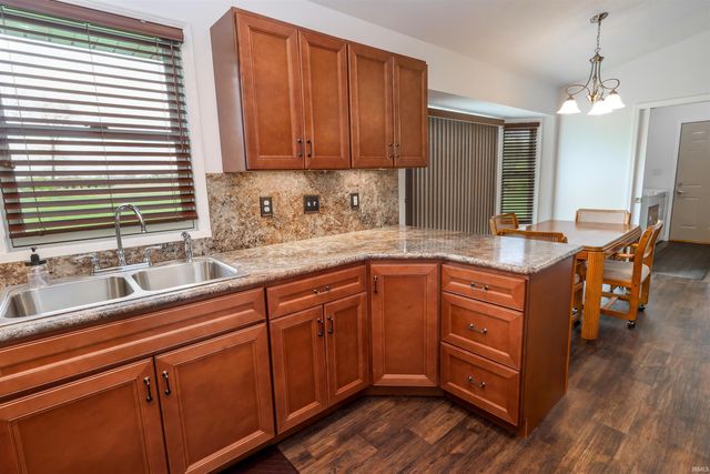 25831 Northland Crossing Drive, Elkhart, IN 46514