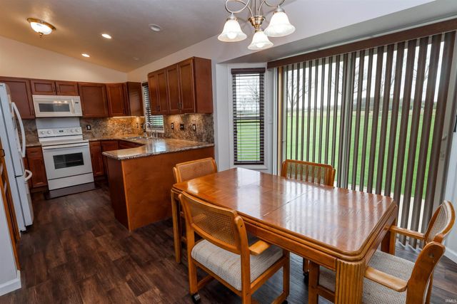 25831 Northland Crossing Drive, Elkhart, IN 46514