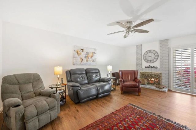 17503 Plaza Dolores, San Diego, CA 92128