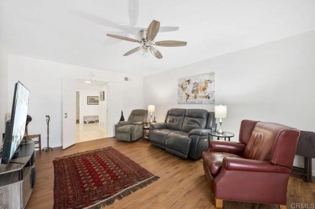 17503 Plaza Dolores, San Diego, CA 92128