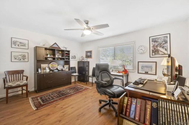 17503 Plaza Dolores, San Diego, CA 92128