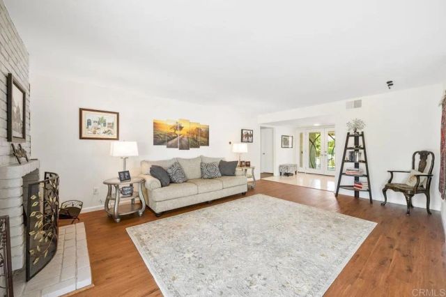 17503 Plaza Dolores, San Diego, CA 92128