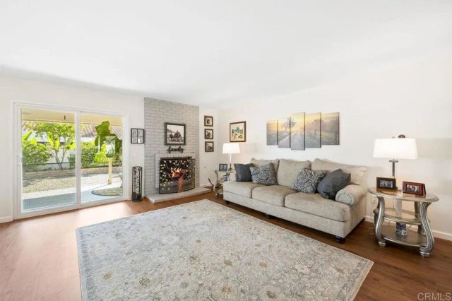 17503 Plaza Dolores, San Diego, CA 92128