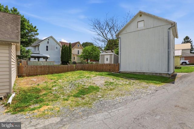 106 GETTYSBURG ST, Dillsburg, PA 17019