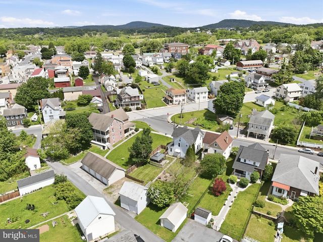 106 GETTYSBURG ST, Dillsburg, PA 17019