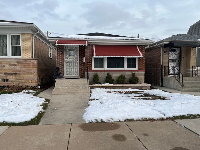 841 N Kildare Avenue, Chicago, IL 60651