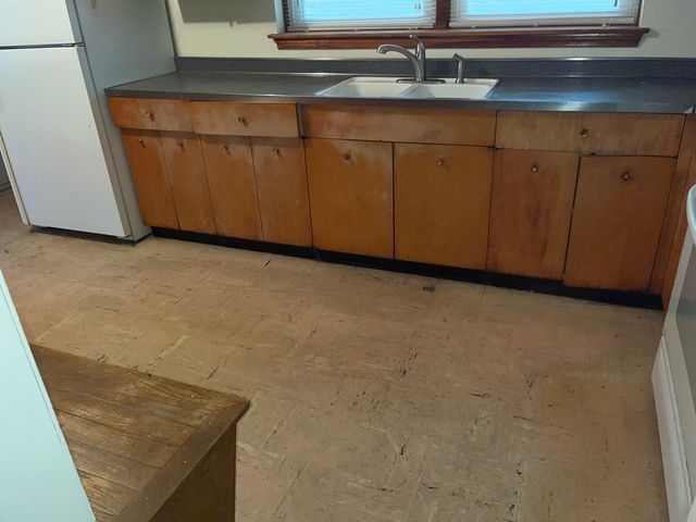 841 N Kildare Avenue, Chicago, IL 60651