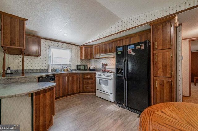 3151 Halls Valley Drive, Trion, GA 30753