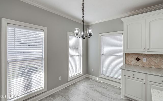 307 Meadowview Lane, Brandon, MS 39047