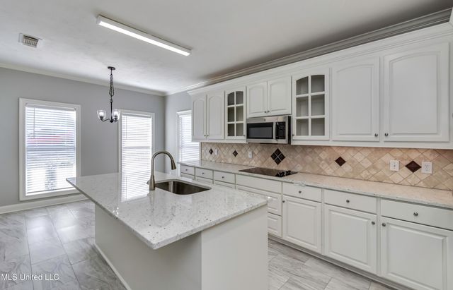 307 Meadowview Lane, Brandon, MS 39047