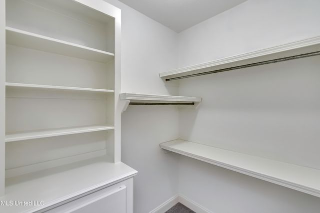 307 Meadowview Lane, Brandon, MS 39047