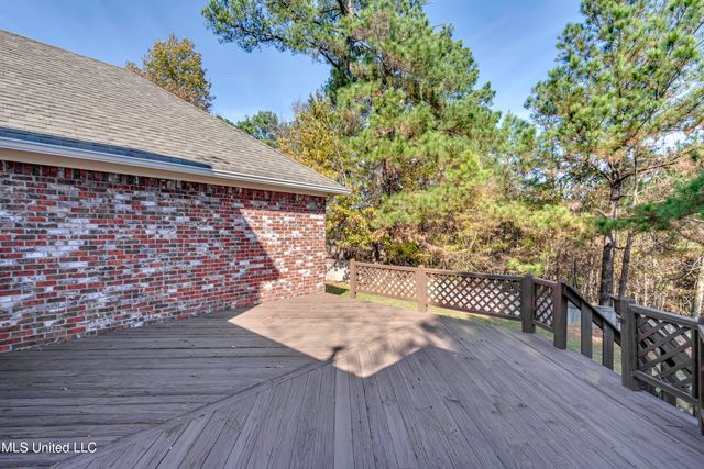 307 Meadowview Lane, Brandon, MS 39047