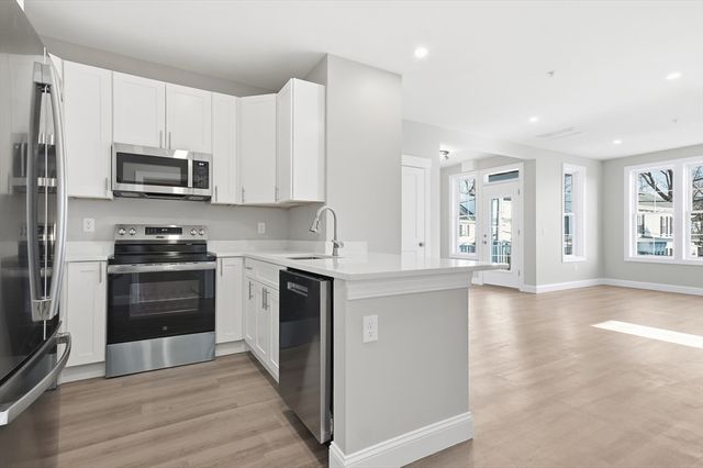 8 Vine Street 3, Haverhill, MA 01830