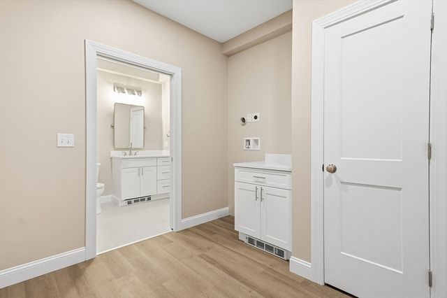 8 Vine Street 3, Haverhill, MA 01830