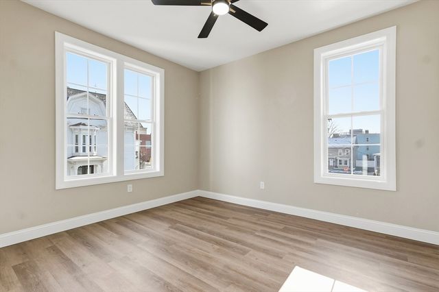 8 Vine Street 3, Haverhill, MA 01830