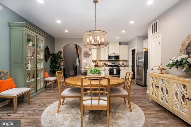 8323 PONDVIEW DR, Millersville, MD 21108