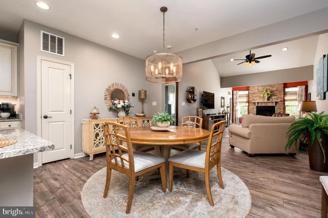 8323 PONDVIEW DR, Millersville, MD 21108