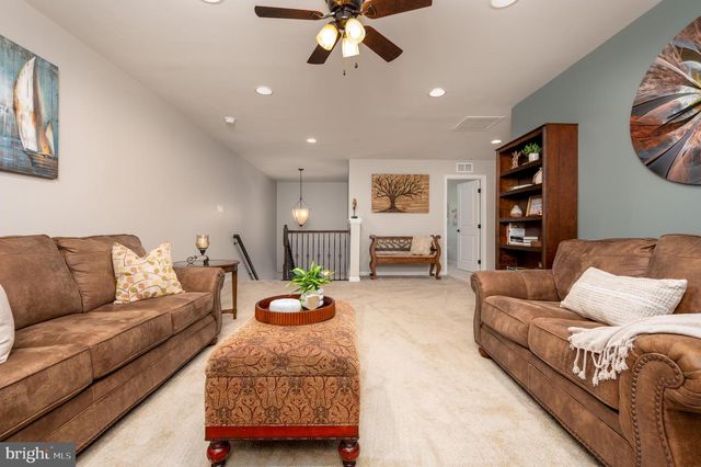 8323 PONDVIEW DR, Millersville, MD 21108
