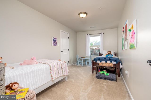 8323 PONDVIEW DR, Millersville, MD 21108