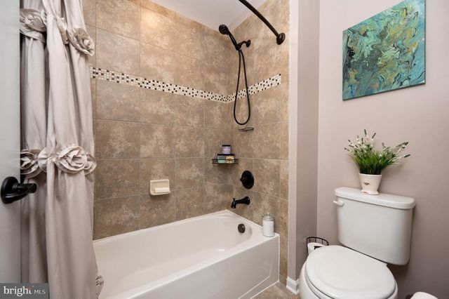 8323 PONDVIEW DR, Millersville, MD 21108