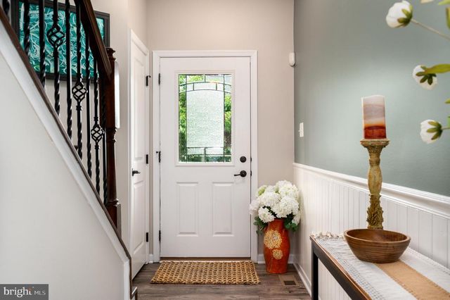 8323 PONDVIEW DR, Millersville, MD 21108