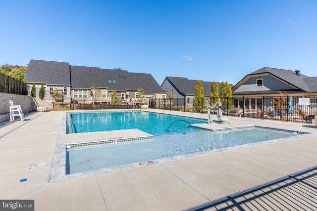 8323 PONDVIEW DR, Millersville, MD 21108