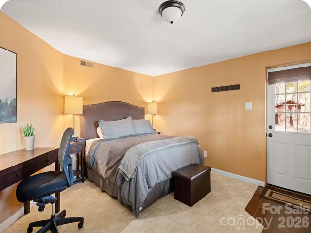 502 Long Shoals Road, Arden, NC 28704