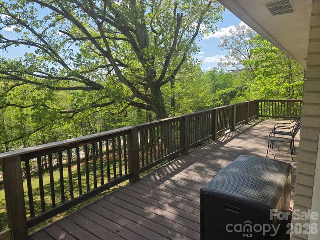 502 Long Shoals Road, Arden, NC 28704