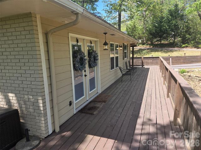 502 Long Shoals Road, Arden, NC 28704