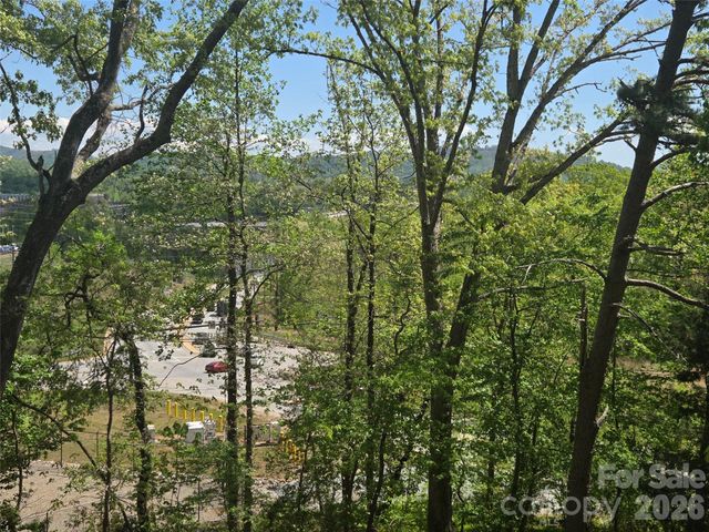 502 Long Shoals Road, Arden, NC 28704