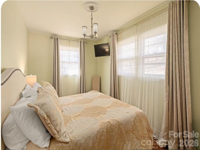 502 Long Shoals Road, Arden, NC 28704