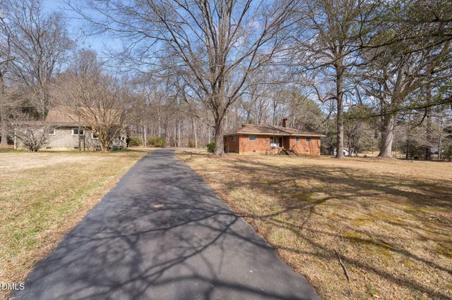 1214 U.S. Highway 70a, Hillsborough, NC 27278