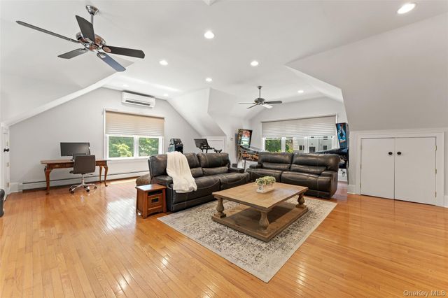 211 Strawtown Road, West Nyack, NY 10994