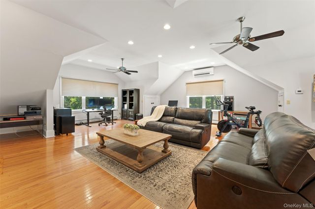 211 Strawtown Road, West Nyack, NY 10994