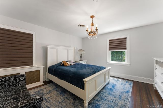 211 Strawtown Road, West Nyack, NY 10994