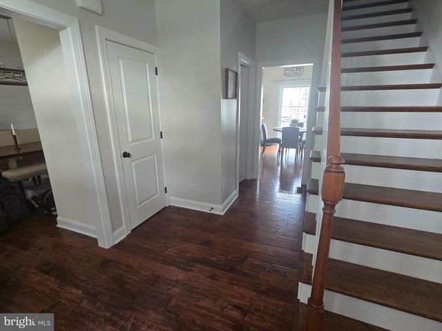 515 RHOADES ST, Phoenixville, PA 19460