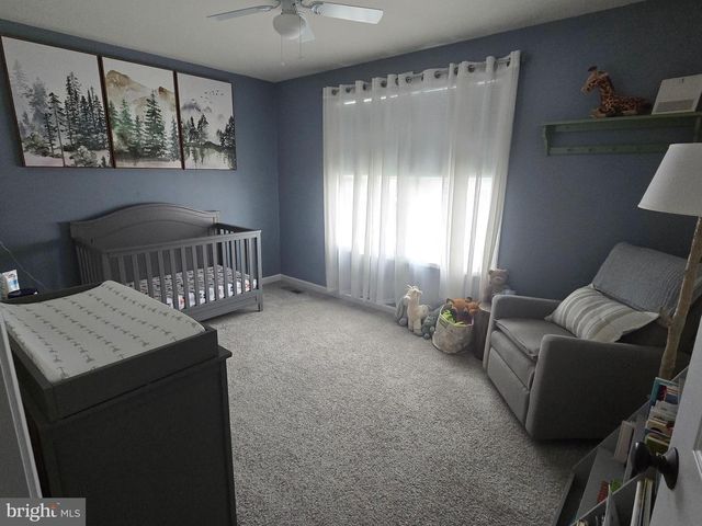 515 RHOADES ST, Phoenixville, PA 19460