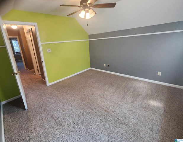 390 HUNTINGRIDGE DRIVE, Cropwell, AL 35054