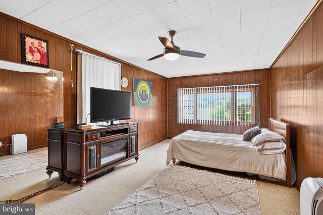 1414 WOODCLIFF AVE, Catonsville, MD 21228