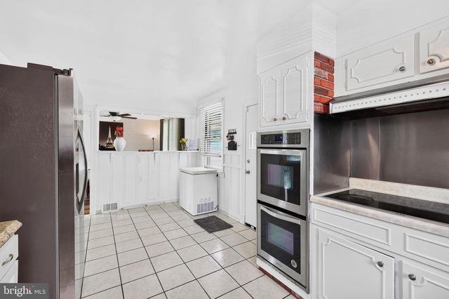 1414 WOODCLIFF AVE, Catonsville, MD 21228