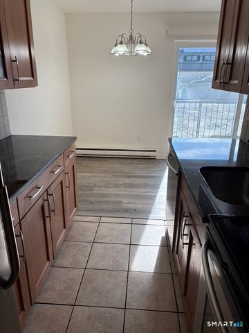 12 Tuttle Street APT 1 C, Stamford, CT 06902