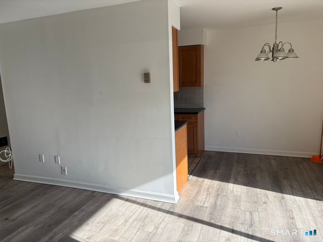 12 Tuttle Street APT 1 C, Stamford, CT 06902