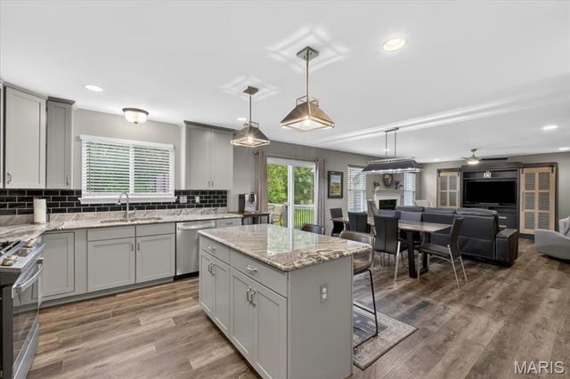 3206 Tuscan Valley Estates Court, Arnold, MO 63010